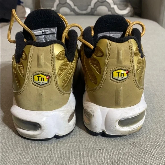 Nike Air Max Plus TN BG Metallic Gold Red Reflective AR0259-700 Youth US Size 7Y - Picture 12 of 12